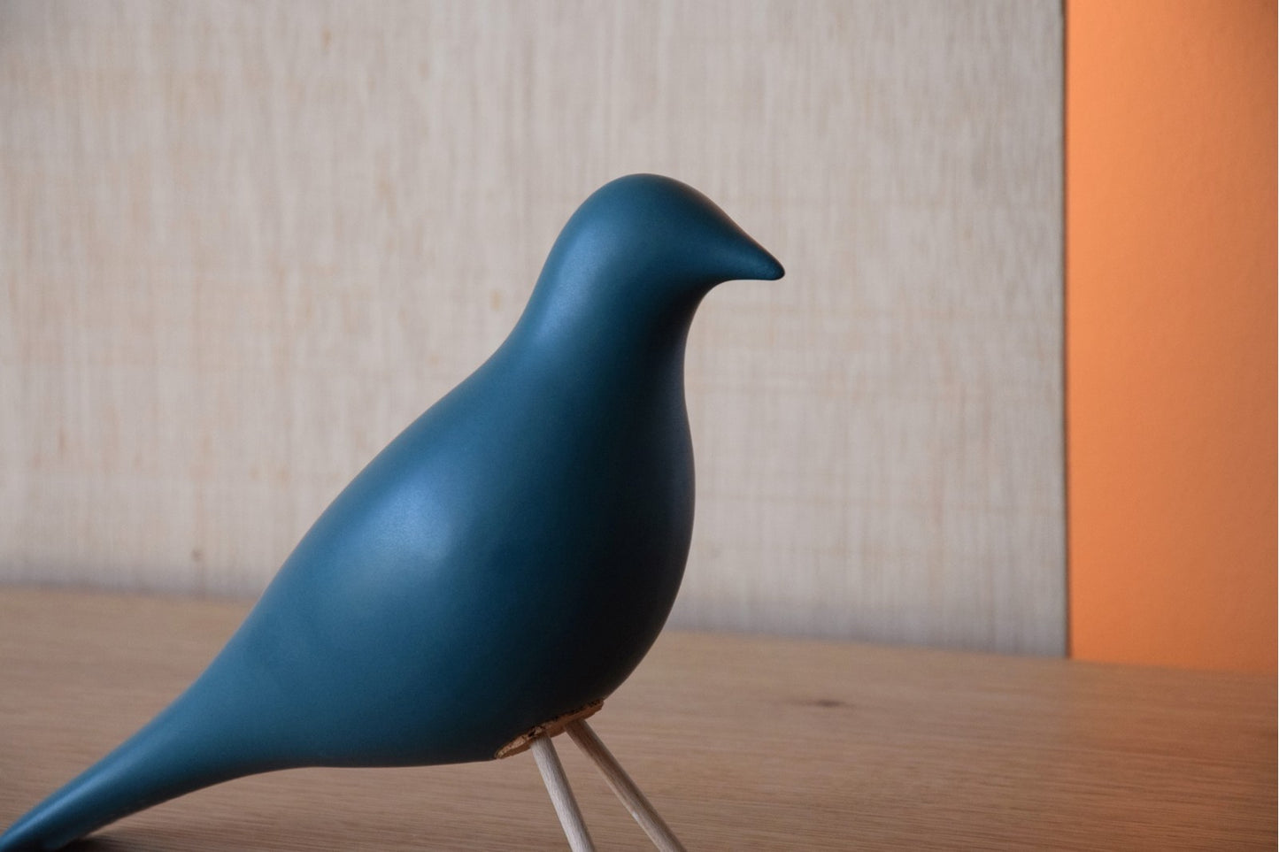 PÁJARO EN CERÁMICA AZUL PETRÓLEO MATE