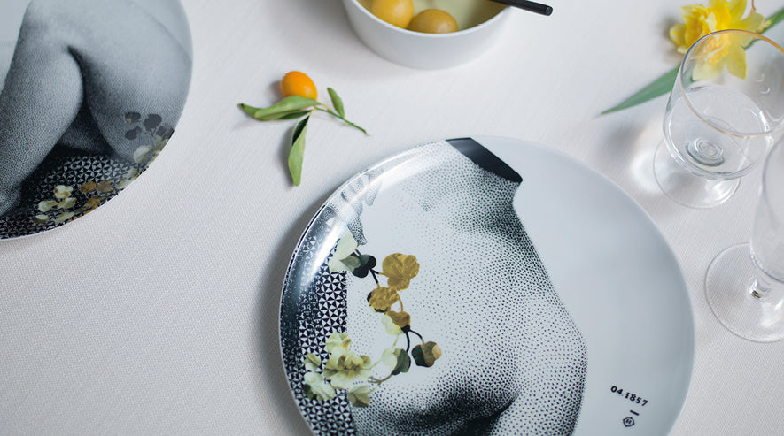 SET DE 2 PLATOS DE PORCELANA PARNASSE 27 CMS. PRIMAVERA / PRINTEMPS