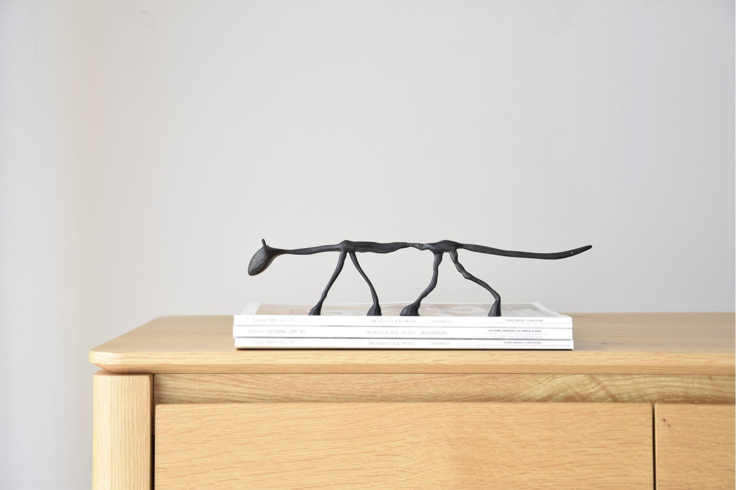 ESCULTURA CAN METAL