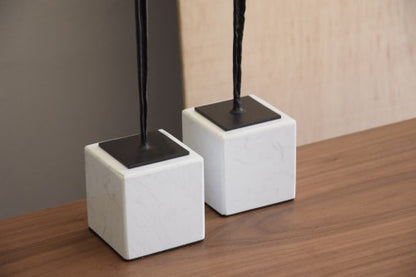 ESCULTURA HOMBRE METAL BASE MARMOL. PEQ