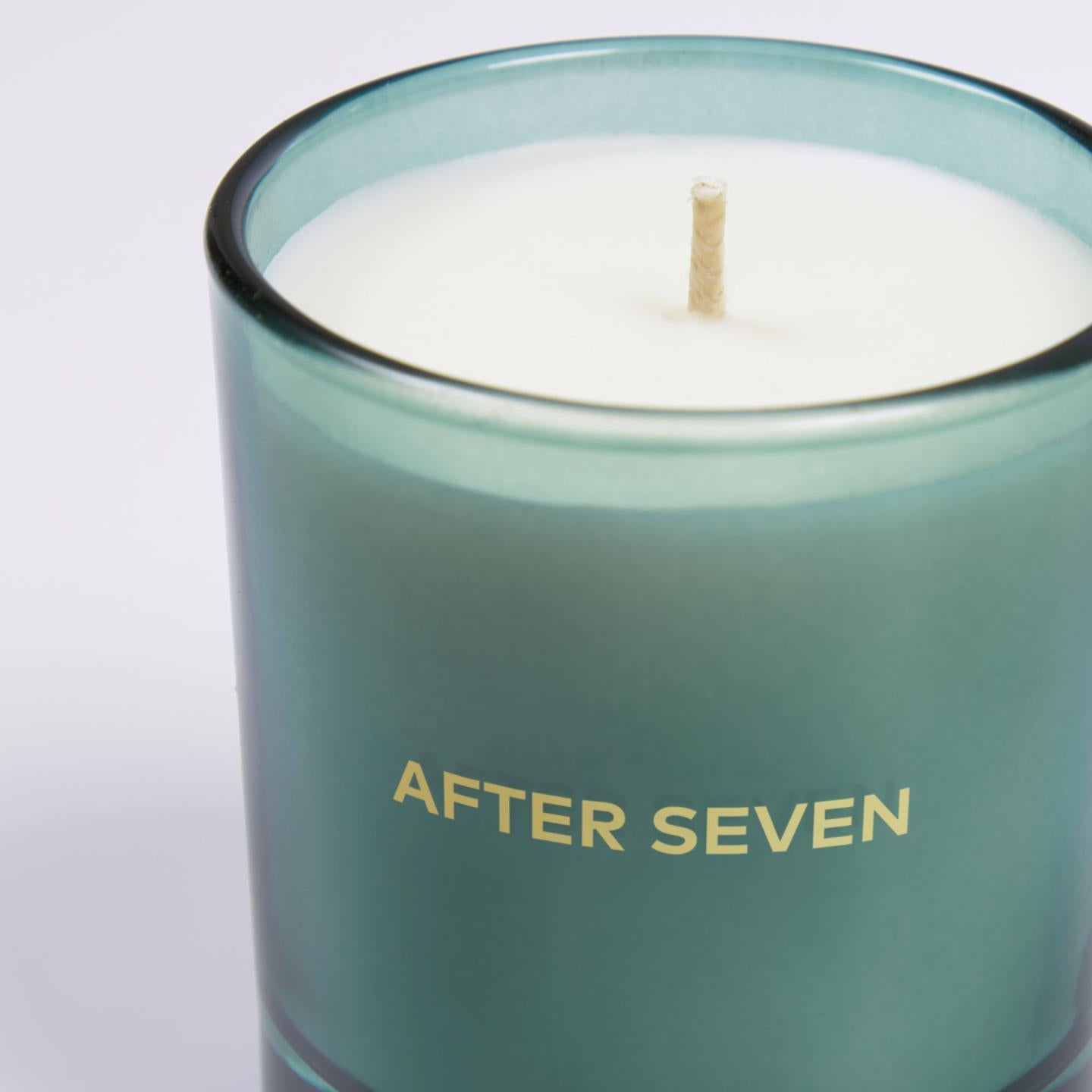 VELA AROMÁTICA "AFTER SEVEN" 180 GR.